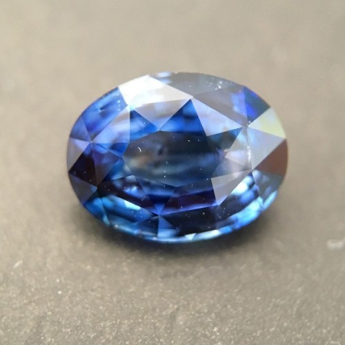 1.36 Carats Natural Blue sapphire |Loose Gemstone|New Certified| Sri Lanka
